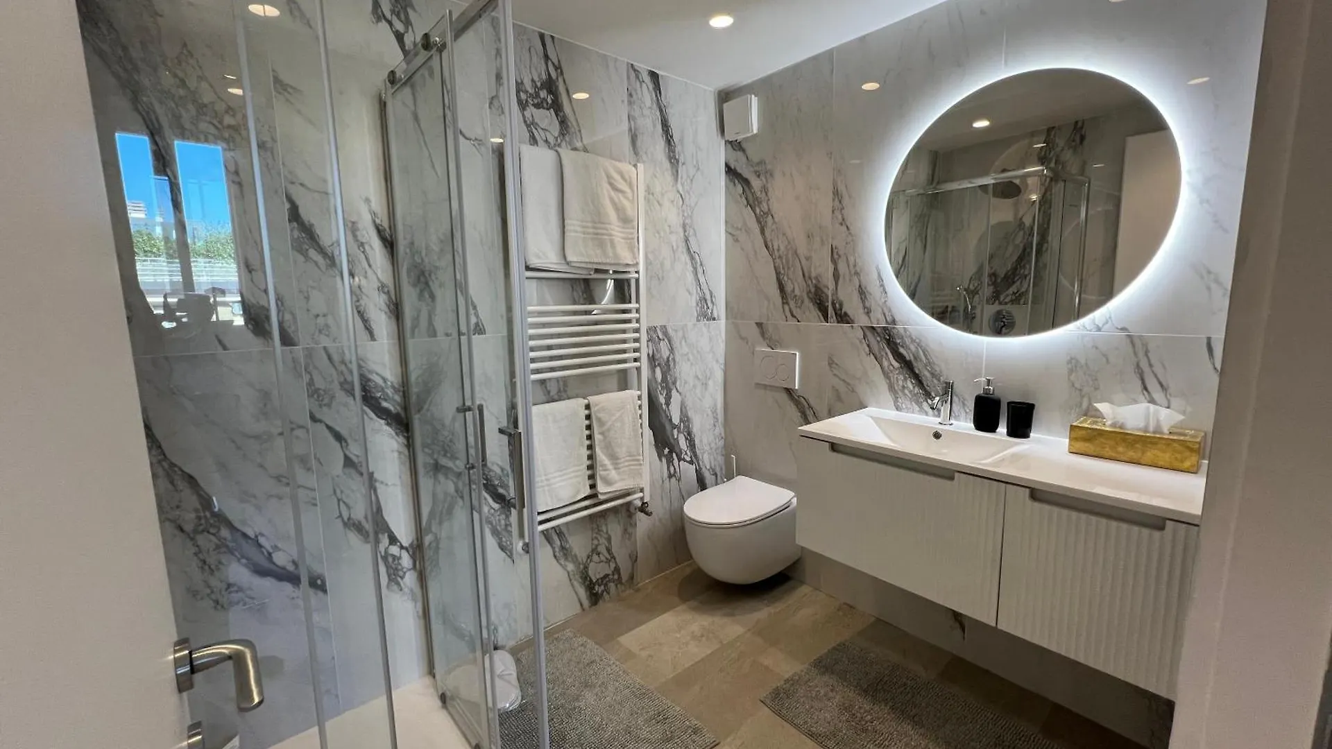 Daeiouz Residences II Milan Italy