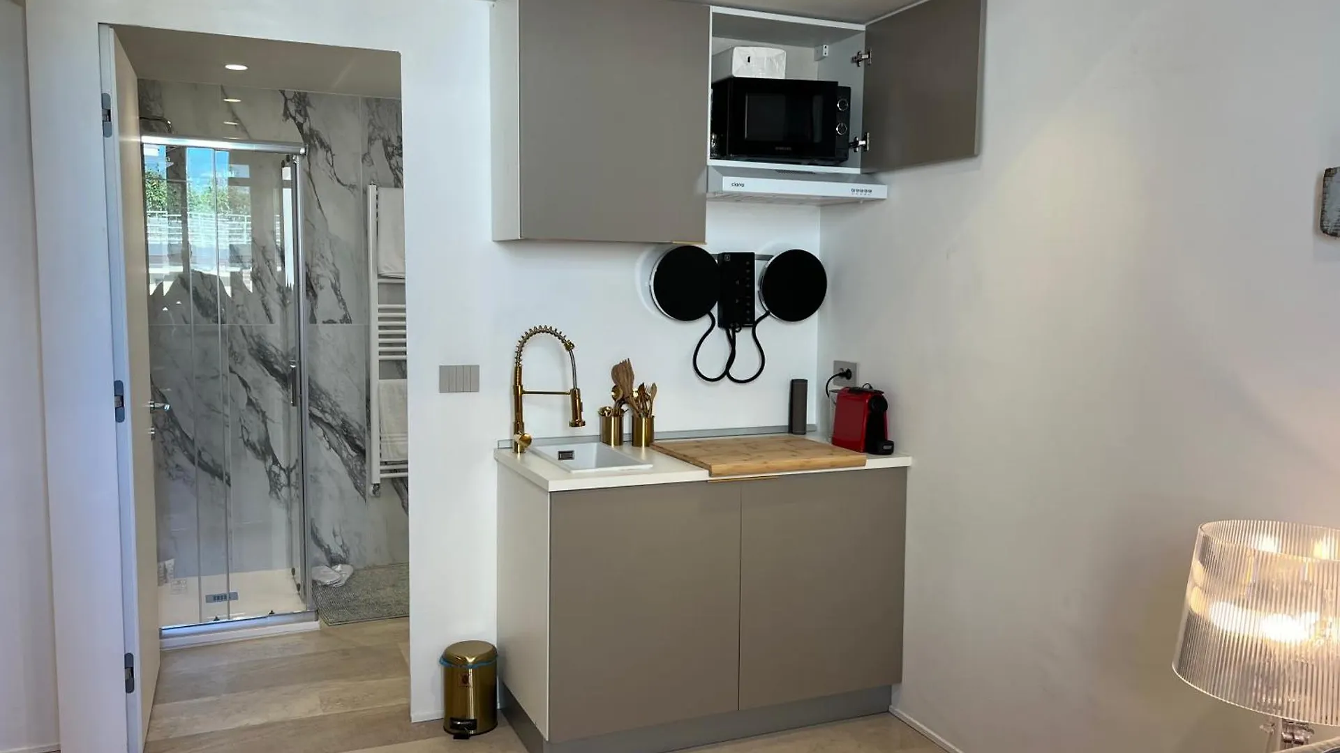Apartment Daeiouz Residences II Milan